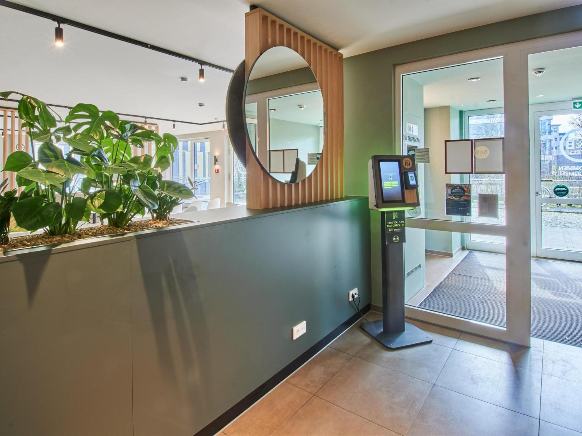 B&B Hotel Bad Homburg Bad Homburg vor der Hohe Bagian luar foto